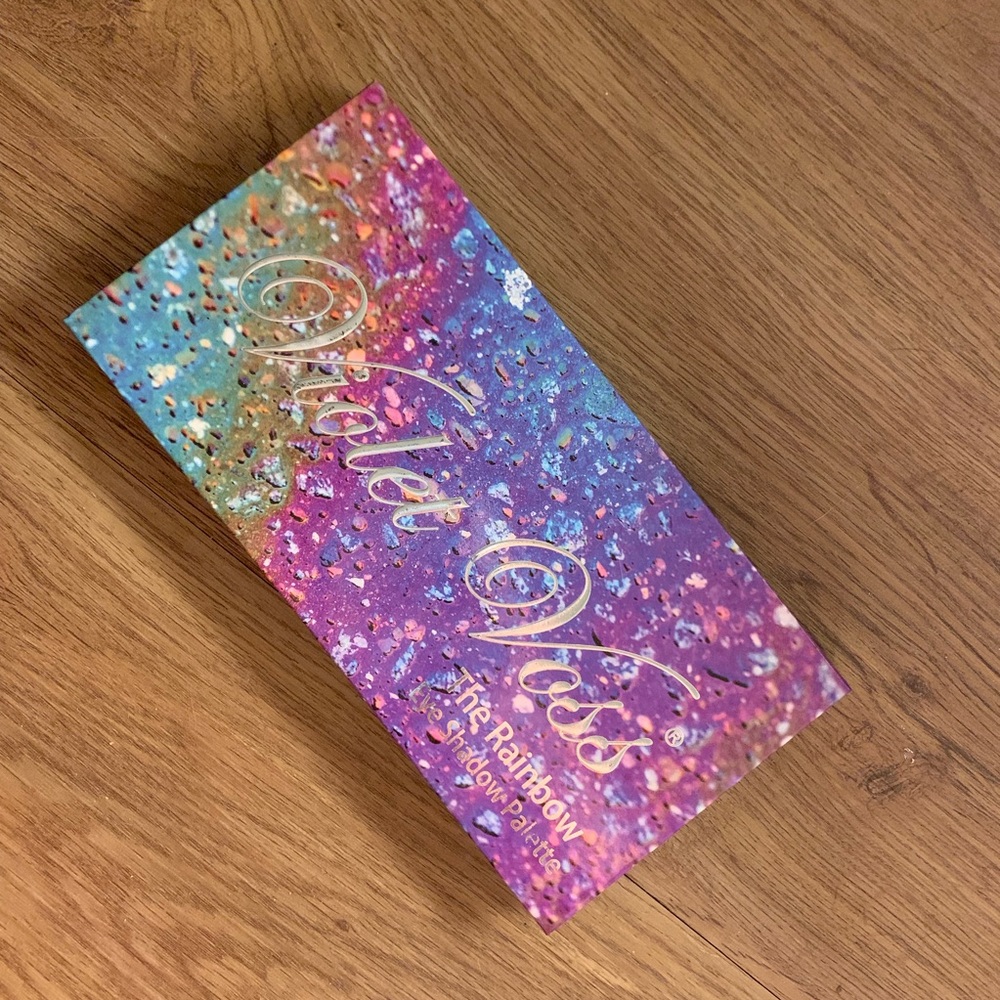 Full size violet Voss rainbow palette